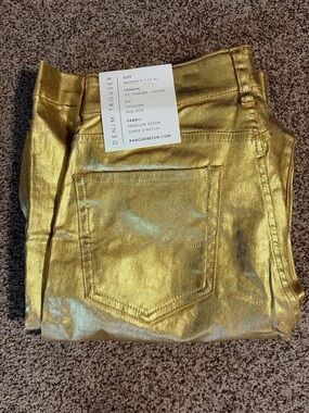 NWT Gold Metallic Women's Denim Trouser by Ranch Dress’n size small inseam 32